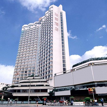 Rosedale Hotel & Suites Guangzhou - Free Shuttle Bus To Canton Fair Екстериор снимка