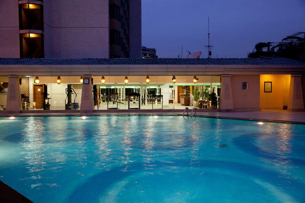 Rosedale Hotel & Suites Guangzhou - Free Shuttle Bus To Canton Fair Екстериор снимка