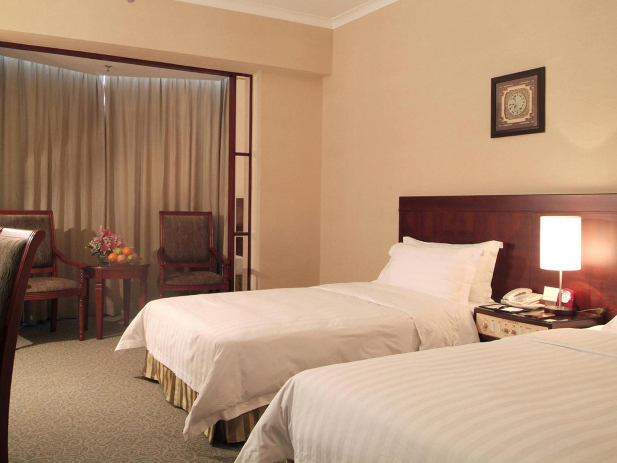 Rosedale Hotel & Suites Guangzhou - Free Shuttle Bus To Canton Fair Екстериор снимка