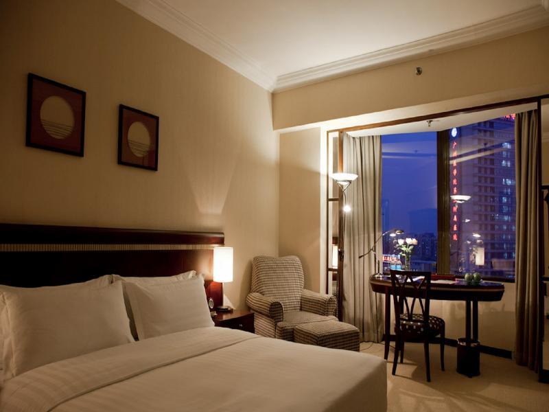 Rosedale Hotel & Suites Guangzhou - Free Shuttle Bus To Canton Fair Екстериор снимка