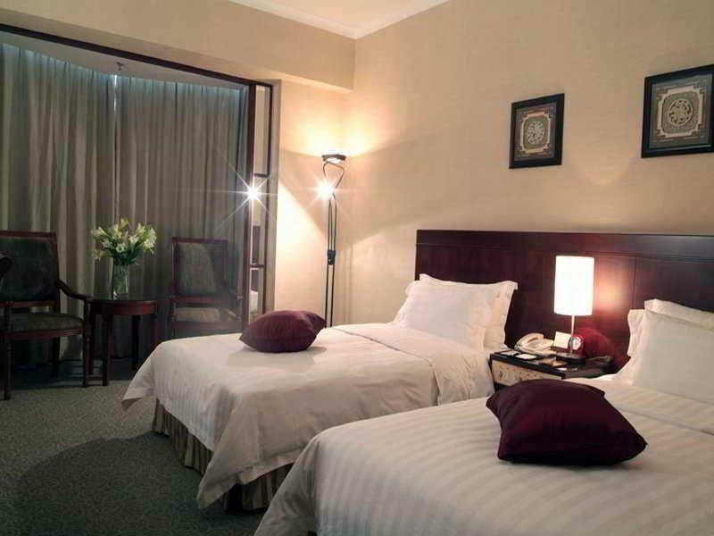Rosedale Hotel & Suites Guangzhou - Free Shuttle Bus To Canton Fair Екстериор снимка